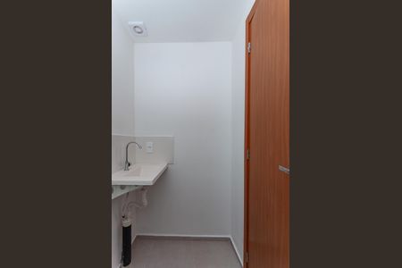 Apartamento para alugar com 38m², 2 quartos e sem vaga Apartamento para alugar com 38m², 2 quartos e sem vagaBanheiro Social