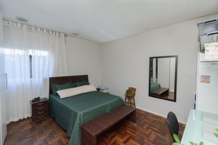 Casa à venda com 376m², 3 quartos e 5 vagasQuarto