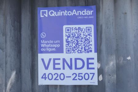 Casa à venda com 376m², 3 quartos e 5 vagasPlaquinha 