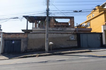 Casa à venda com 376m², 3 quartos e 5 vagasFachada