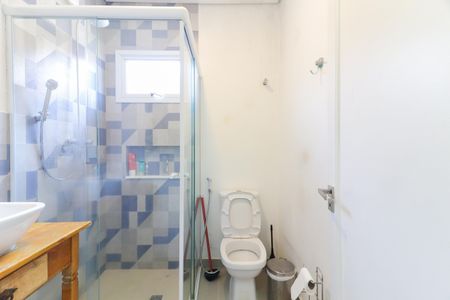 Banheiro de casa à venda com 2 quartos, 140m² em Parque Continental, São Paulo