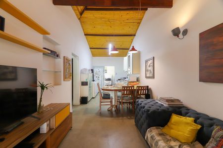 Sala de casa à venda com 2 quartos, 140m² em Parque Continental, São Paulo