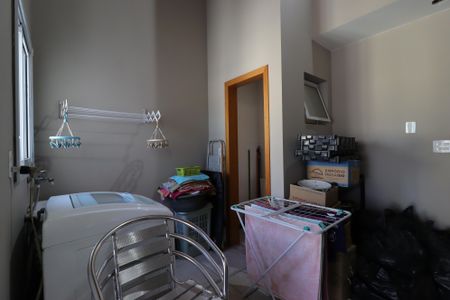 Apartamento à venda com 100m², 2 quartos e 1 vagaÁrea de Serviço