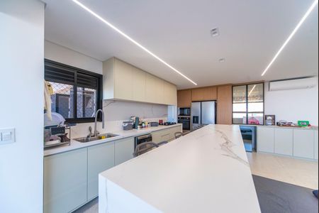 Apartamento à venda com 125m², 3 quartos e 3 vagasCozinha