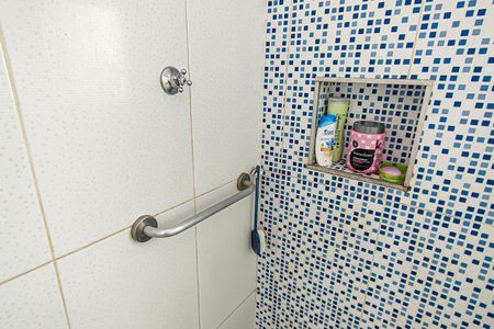 Casa à venda com 70m², 2 quartos e sem vaga Casa à venda com 70m², 2 quartos e sem vagaBanheiro Social