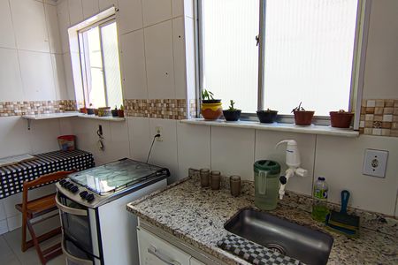 Casa à venda com 70m², 2 quartos e sem vaga Casa à venda com 70m², 2 quartos e sem vagaCozinha