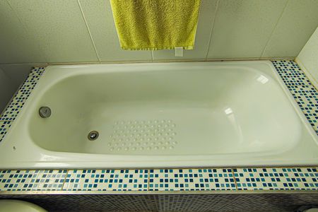 Casa à venda com 70m², 2 quartos e sem vaga Casa à venda com 70m², 2 quartos e sem vagaBanheiro Social