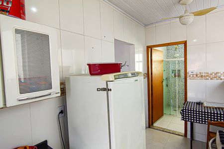 Casa à venda com 70m², 2 quartos e sem vaga Casa à venda com 70m², 2 quartos e sem vagaCozinha