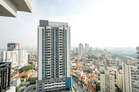 Vista do quarto de apartamento para alugar com 2 quartos, 55m² em Chácara Seis de Outubro, São Paulo