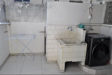 Casa à venda com 110m², 3 quartos e sem vagaÁrea de Serviço