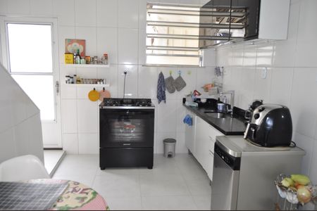 Casa à venda com 110m², 3 quartos e sem vagaCozinha