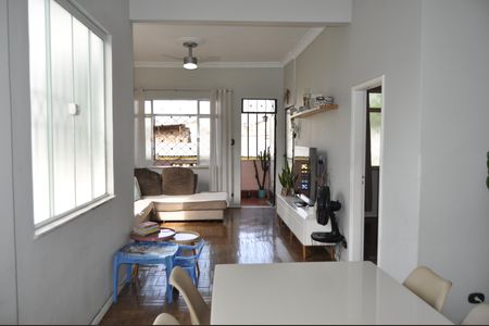 Sala de casa à venda com 3 quartos, 110m² em Inhaúma, Rio de Janeiro