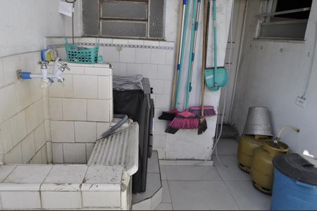 Casa à venda com 110m², 3 quartos e sem vagaÁrea de Serviço