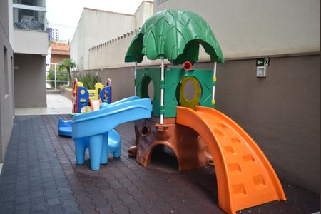 Apartamento à venda com 88m², 3 quartos e 2 vagasÁrea comum - Playground