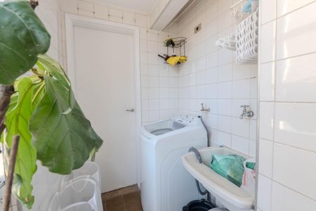 Apartamento à venda com 108m², 3 quartos e 1 vagaÁrea de Serviço