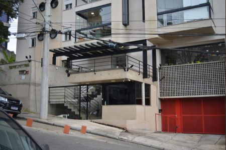 Apartamento para alugar com 90m², 2 quartos e 2 vagasFachada e portaria