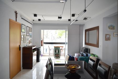 Sala de apartamento para alugar com 2 quartos, 90m² em Jardim Bela Vista, Santo André