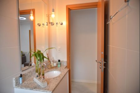 Apartamento para alugar com 90m², 2 quartos e 2 vagasBanheiro Social