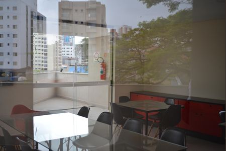 Apartamento para alugar com 90m², 2 quartos e 2 vagasÁrea comum - Salão de festas
