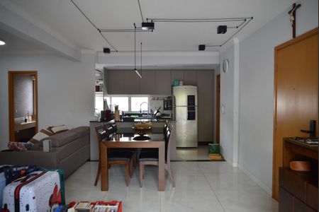 Apartamento para alugar com 90m², 2 quartos e 2 vagasSala