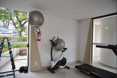 Apartamento para alugar com 90m², 2 quartos e 2 vagasÁrea comum - Academia