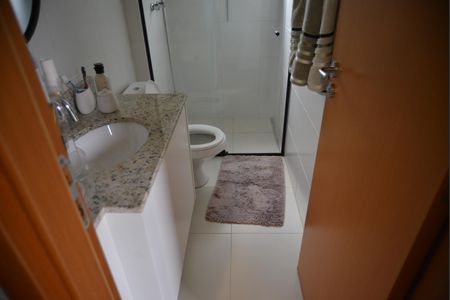 Apartamento para alugar com 90m², 2 quartos e 2 vagasBanheiro da Suíte