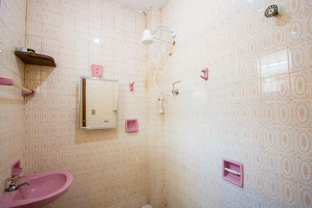 Casa à venda com 120m², 3 quartos e 1 vagaBanheiro