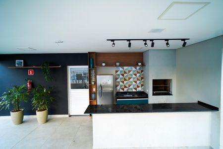 Apartamento para alugar com 43m², 2 quartos e 1 vagaÁrea comum - Churrasqueira