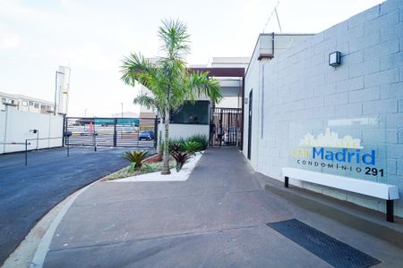 Apartamento para alugar com 43m², 2 quartos e 1 vagaFachada