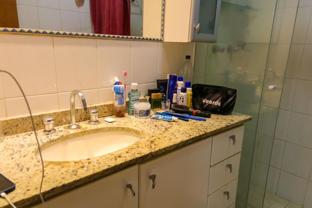 Apartamento para alugar com 142m², 5 quartos e 3 vagas Apartamento para alugar com 142m², 5 quartos e 3 vagasBanheiro da Suíte 2