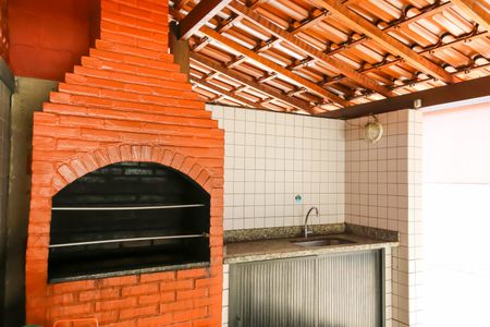 Apartamento para alugar com 142m², 5 quartos e 3 vagas Apartamento para alugar com 142m², 5 quartos e 3 vagasÁrea comum - Churrasqueira