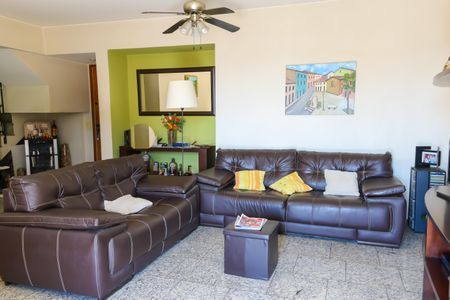 Apartamento para alugar com 142m², 5 quartos e 3 vagas Apartamento para alugar com 142m², 5 quartos e 3 vagasSala