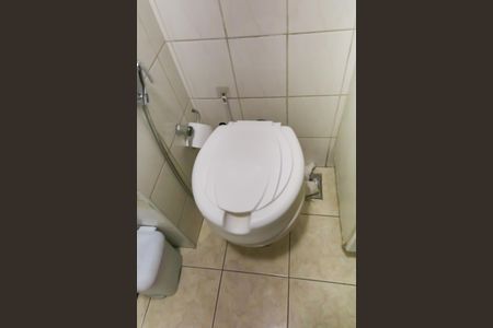 Apartamento para alugar com 142m², 5 quartos e 3 vagas Apartamento para alugar com 142m², 5 quartos e 3 vagasBanheiro da Suíte 1