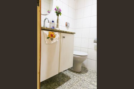 Apartamento para alugar com 142m², 5 quartos e 3 vagas Apartamento para alugar com 142m², 5 quartos e 3 vagasLavabo