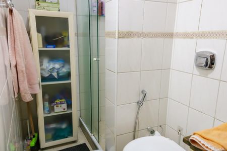 Apartamento para alugar com 142m², 5 quartos e 3 vagas Apartamento para alugar com 142m², 5 quartos e 3 vagasBanheiro da Suíte 1