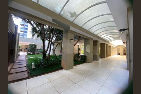 Apartamento à venda com 130m², 3 quartos e 3 vagas