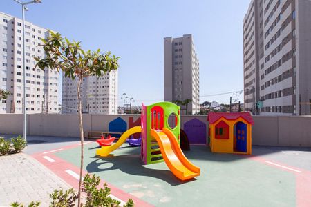 Studio para alugar com 48m², 1 quarto e 1 vaga Studio para alugar com 48m², 1 quarto e 1 vagaÁrea comum - Playground