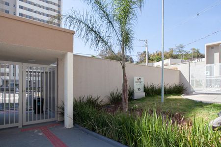 Studio para alugar com 48m², 1 quarto e 1 vaga Studio para alugar com 48m², 1 quarto e 1 vagaFachada