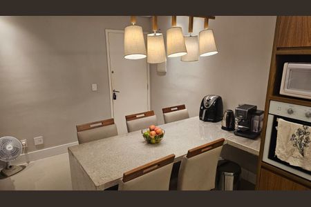 Foto 04 de apartamento à venda com 2 quartos, 48m² em Vila Mimosa, Campinas