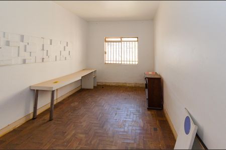 Casa à venda com 170m², 2 quartos e 2 vagasQuarto 1