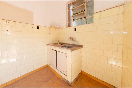 Casa à venda com 170m², 2 quartos e 2 vagasCozinha