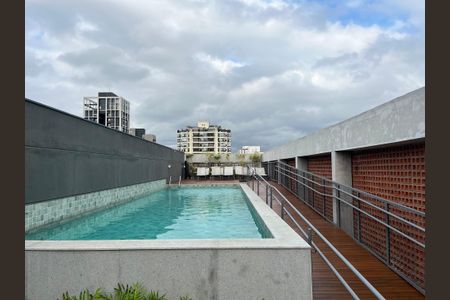 Studio à venda com 26m², 1 quarto e sem vagaÁrea comum - Piscina
