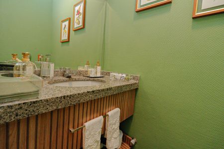 Apartamento para alugar com 172m², 3 quartos e 2 vagasLavabo