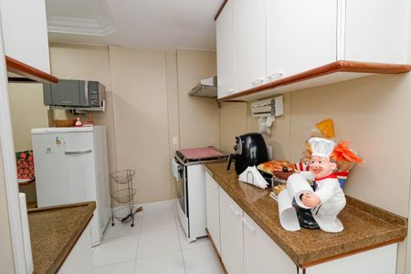 Apartamento para alugar com 172m², 3 quartos e 2 vagasCozinha