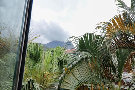 Apartamento para alugar com 172m², 3 quartos e 2 vagasVista