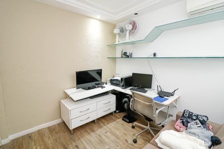 Apartamento para alugar com 172m², 3 quartos e 2 vagasQuarto 1