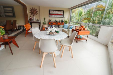 Apartamento para alugar com 172m², 3 quartos e 2 vagasVaranda da Sala