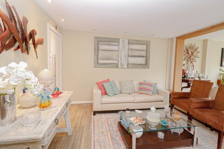 Apartamento para alugar com 172m², 3 quartos e 2 vagasSala