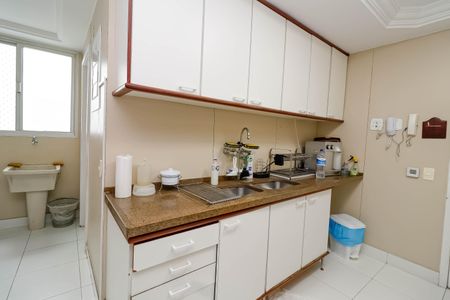 Apartamento para alugar com 172m², 3 quartos e 2 vagasCozinha