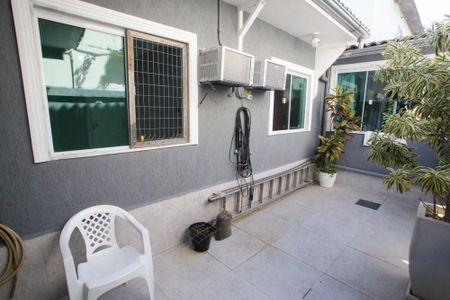 Casa à venda com 140m², 3 quartos e 1 vagaVaranda